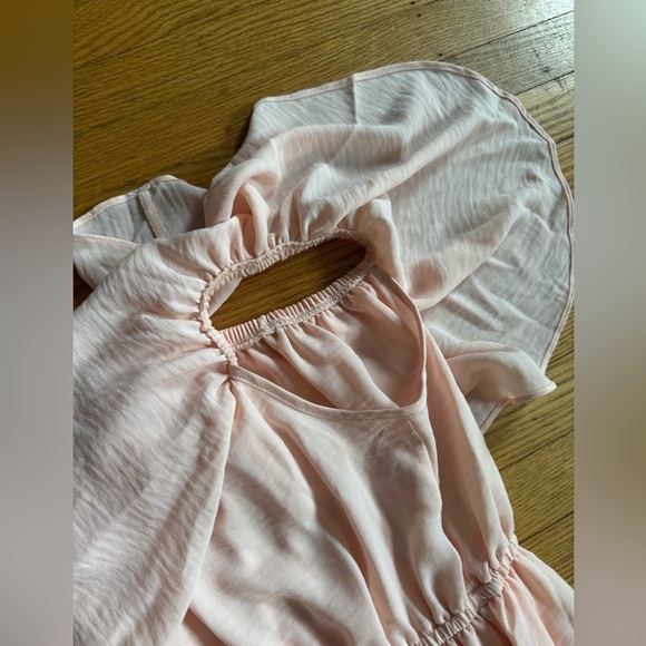 VENUS Blush Off-Shoulder Dress - Picture 5 of 5